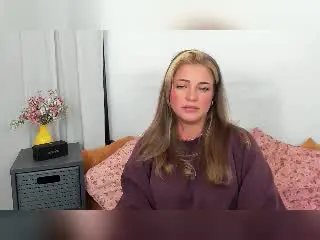 Xlovecam Watch Live Sex Cams of LilyKristty