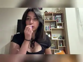 Xlovecam Live Porn of HeikeCarchi