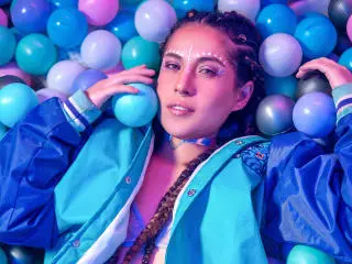 Xlovecam Nude Webcam of HellenK