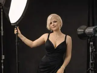 Xlovecam Private Sex Chat of CrystalVibe