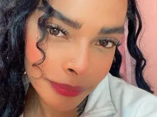Xlovecam Private Sex Chat of EmmaEbony