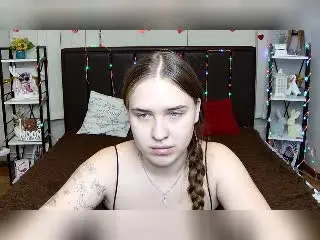 Xlovecam Adult Webcam of LauraHlot