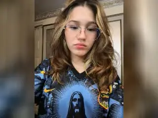 Xlovecam Sex Chat of ElodieGardner
