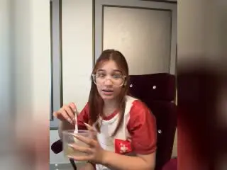 Xlovecam Adult Video Chat of ElodieGardner