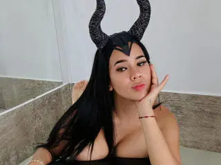 Xlovecam Adult Webcams of SolStephanny