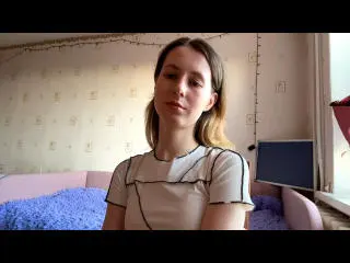 Xlovecam Free Porn Cam of ReannaDreben