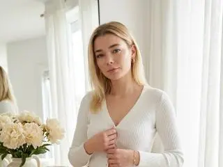 Xlovecam Adult Video Chat of AdrieneDegennaro