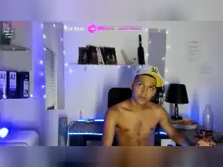 Xlovecam Sex Cam of DanAndKamadeva