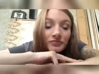 Xlovecam Private Sex Chat of MelbaCaffee