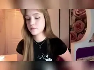 Xlovecam Best Webcam of CorinaMakinster